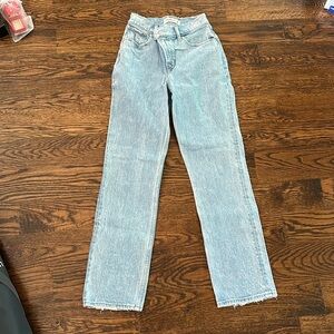 Abercrombie and Fitch The 90s Straight Ultra High Rise Curve Love Jean